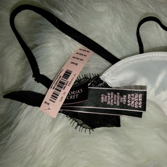 Victoria's Secret black and white bralette - Picture 3 of 3